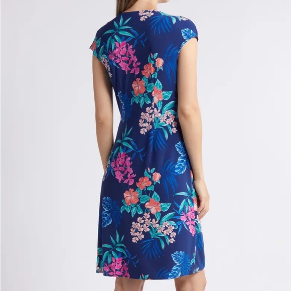 Tommy Bahama Women L Carmela Fabric Clara Breezy Bouquet Faux-Wrap Dress NWOT - Picture 2 of 12